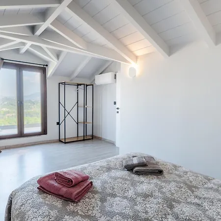 아파트 Notes View Kompítsion